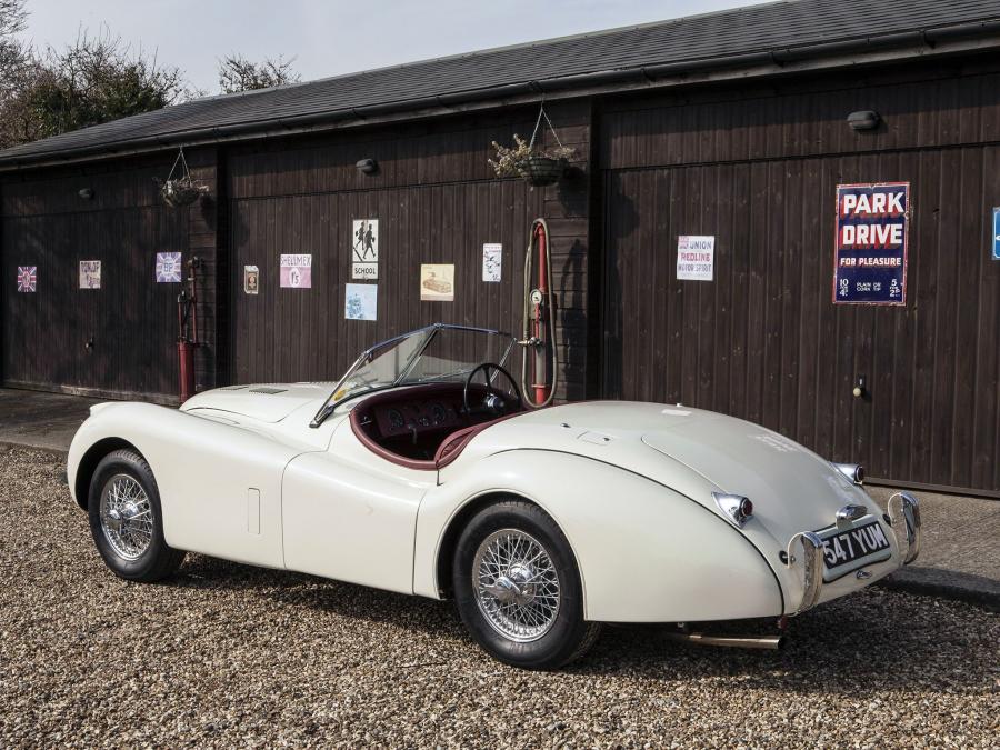  Jaguar XK120 Roadster 1950 года  (UK) (фото 15 из 16)